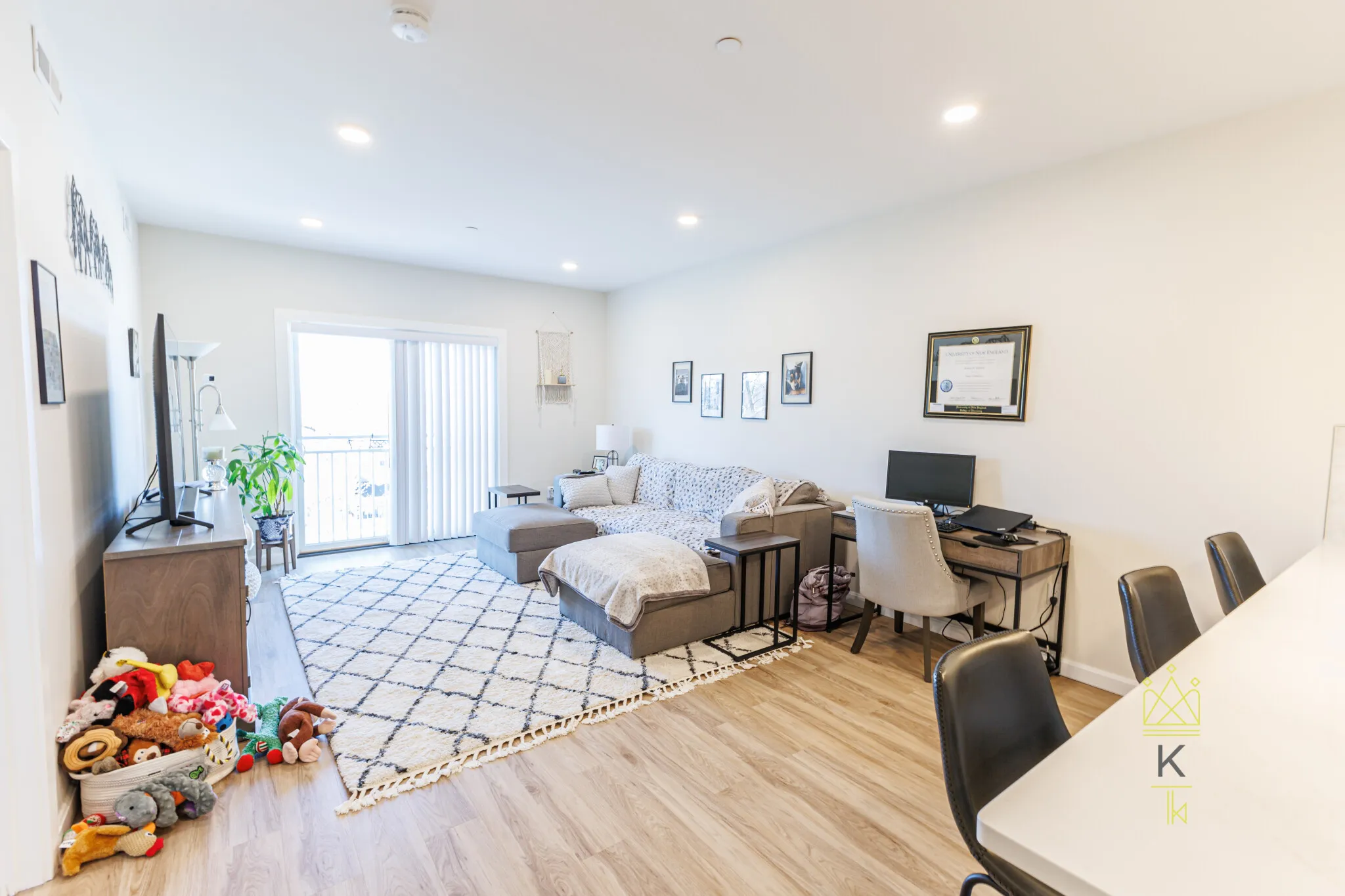 1 bed, 1 bath apartment for rent at 458 Washington St Unit 304, Brighton — photo 1 of 16