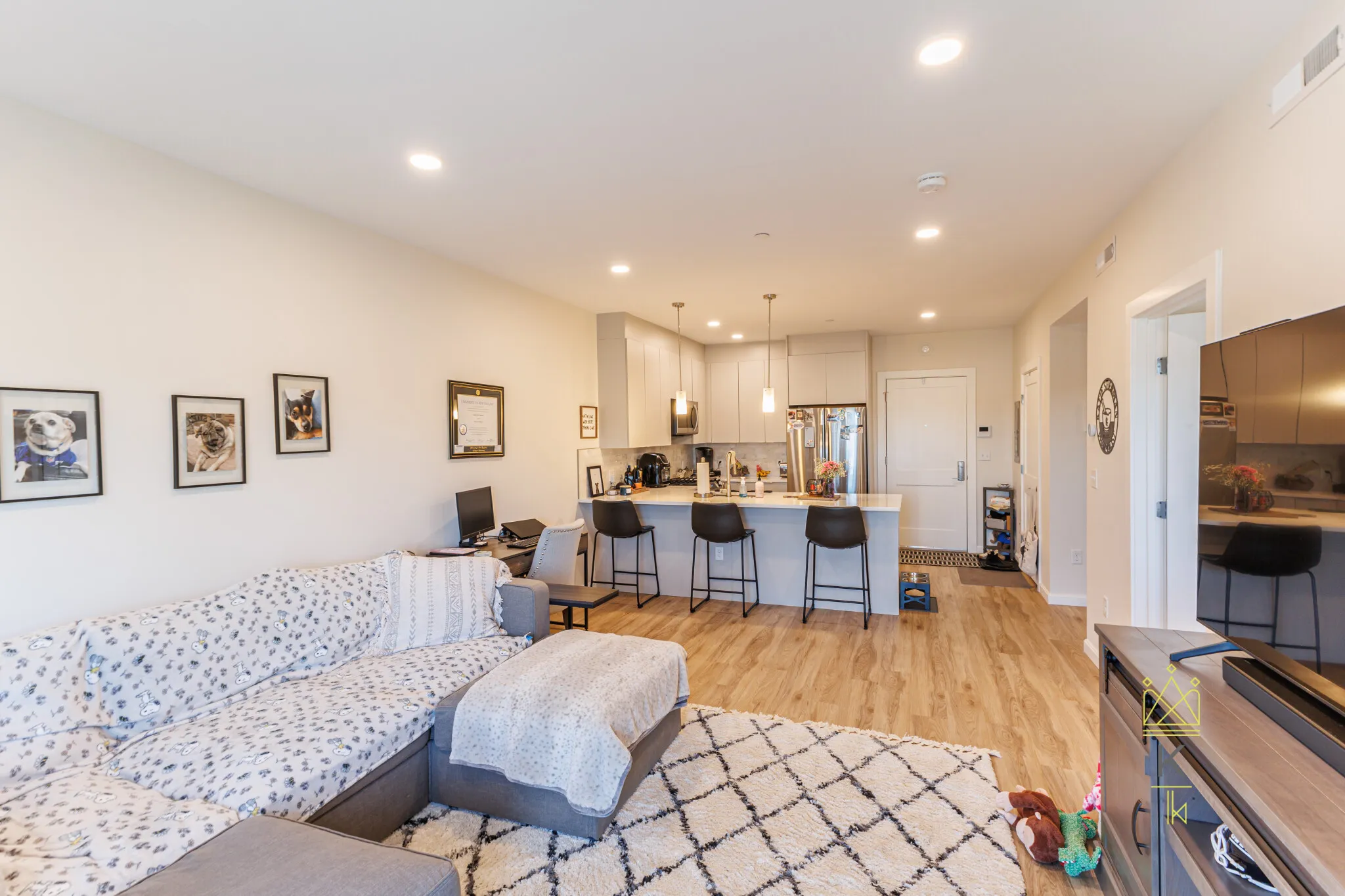 1 bed, 1 bath apartment for rent at 458 Washington St Unit 304, Brighton — photo 2 of 16