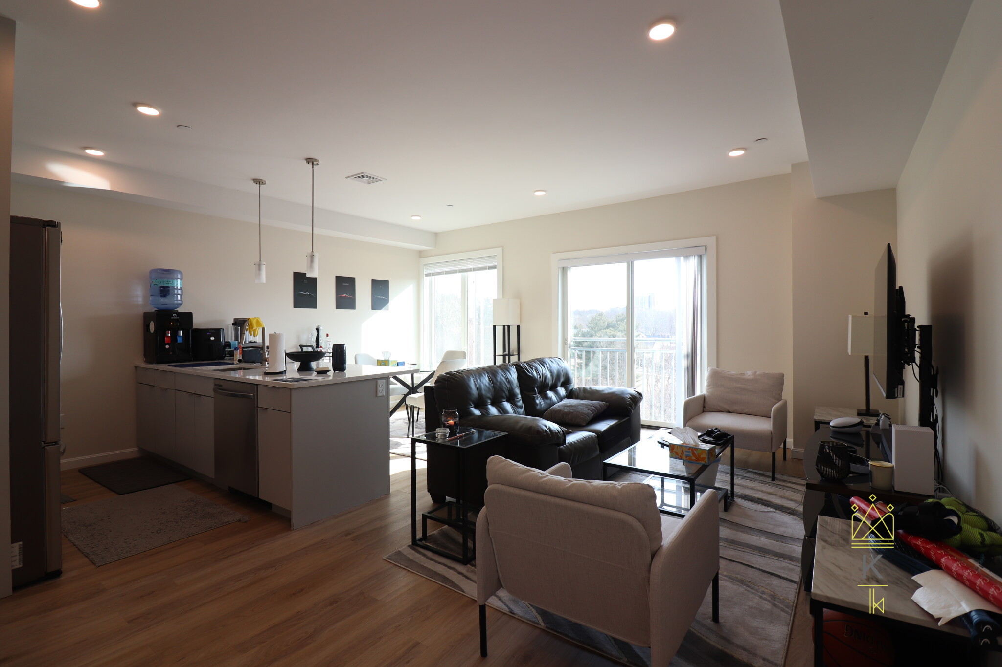 2 bed, 2 bath apartment for rent at 458 Washington St Unit 306, Brighton — photo 1 of 27