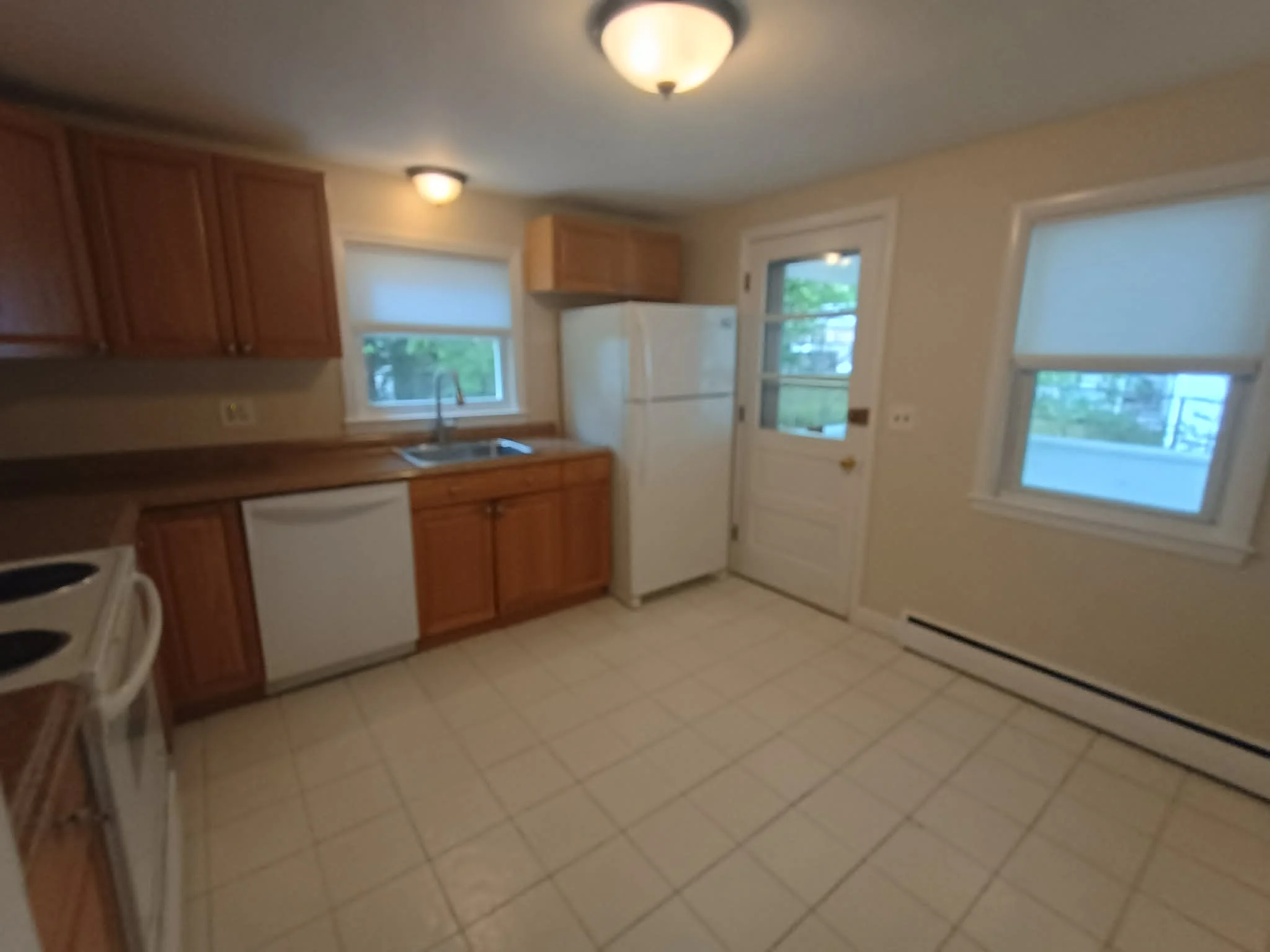 3 bed, 1.5 bath apartment for rent at 459 Appleton St Unit H, Arlington — photo 11 of 12
