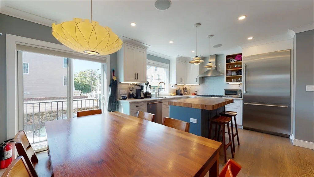 3 bed, 3 bath apartment for rent at 459 E 8th Unit 1, South Boston — photo 6 of 31