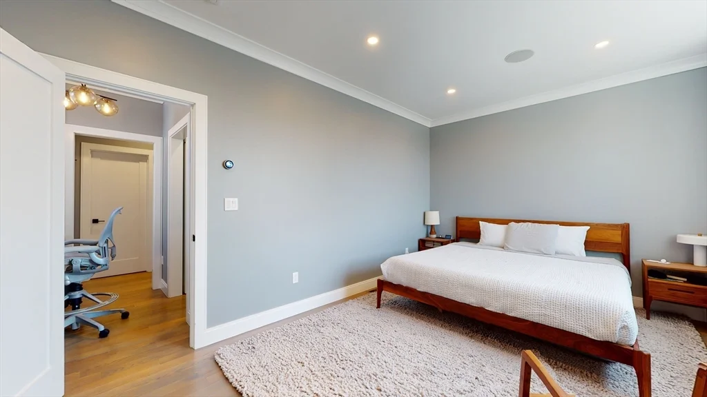 3 bed, 3 bath apartment for rent at 459 E 8th Unit 1, South Boston — photo 15 of 31