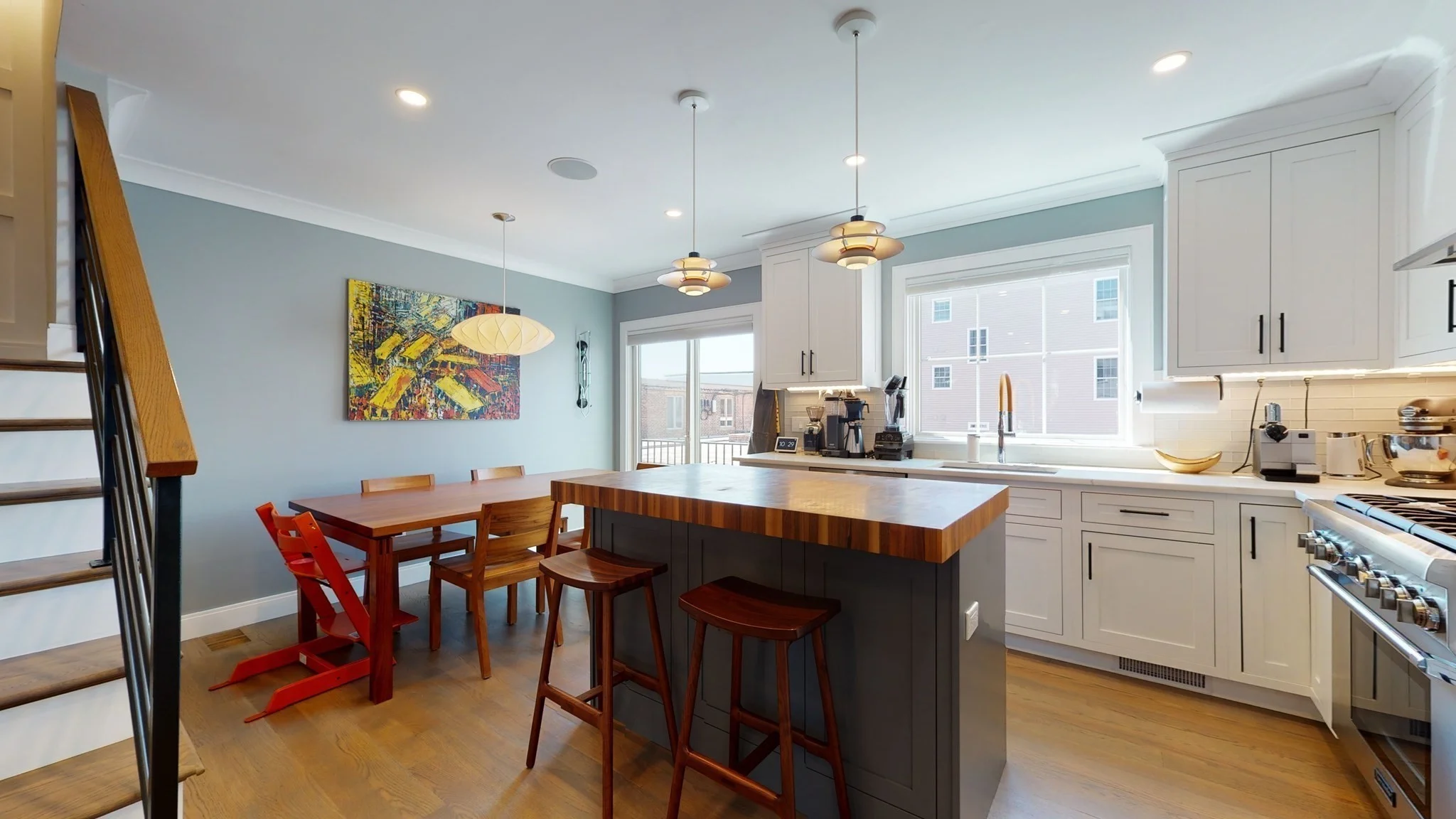 3 bed, 3 bath apartment for rent at 459 E 8th Unit 1, South Boston — photo 4 of 31