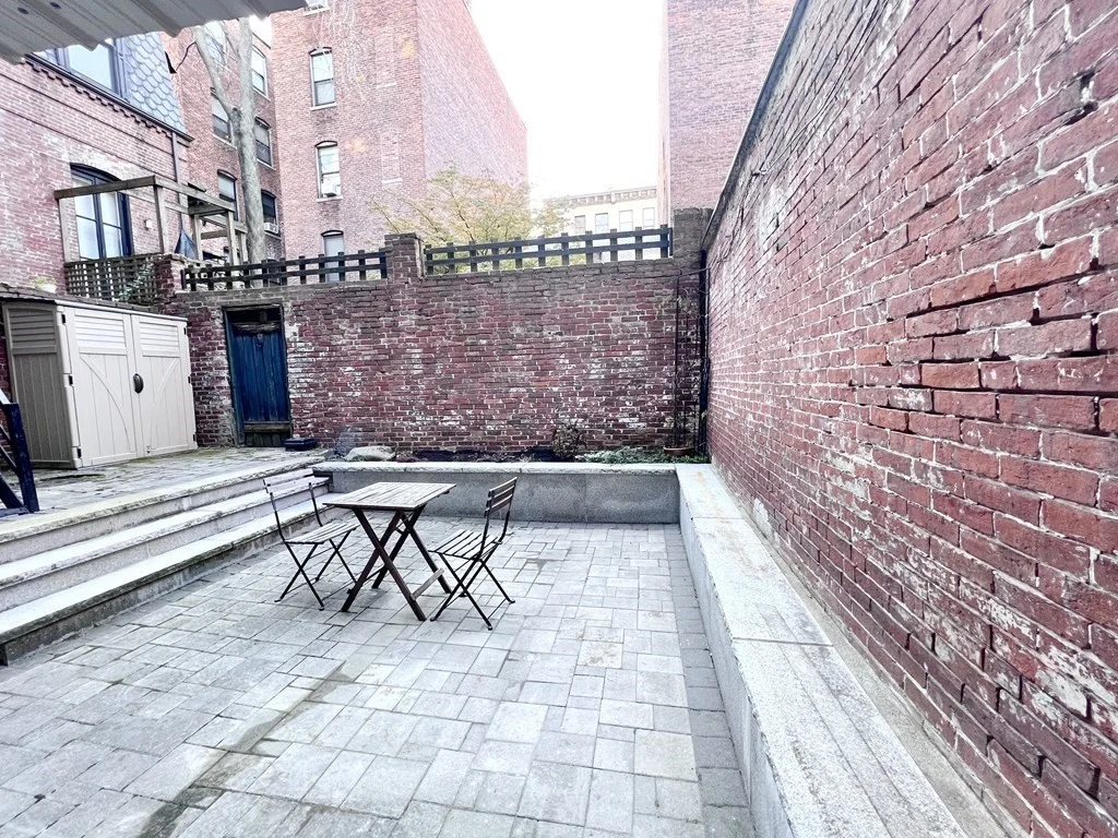 1 bed, 1 bath apartment for rent at 45A Hancock St Unit A, Beacon Hill — photo 17 of 20