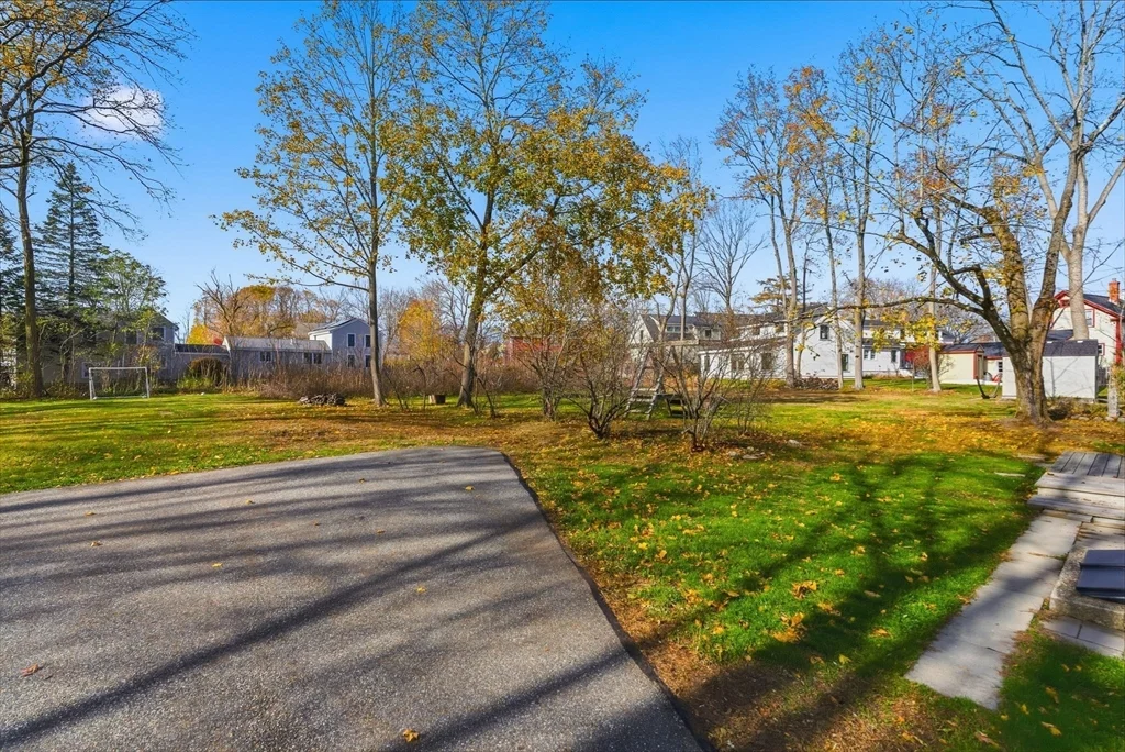 4 bed, 2 bath apartment for rent at 45R South Unit 45R, Bedford — photo 34 of 40