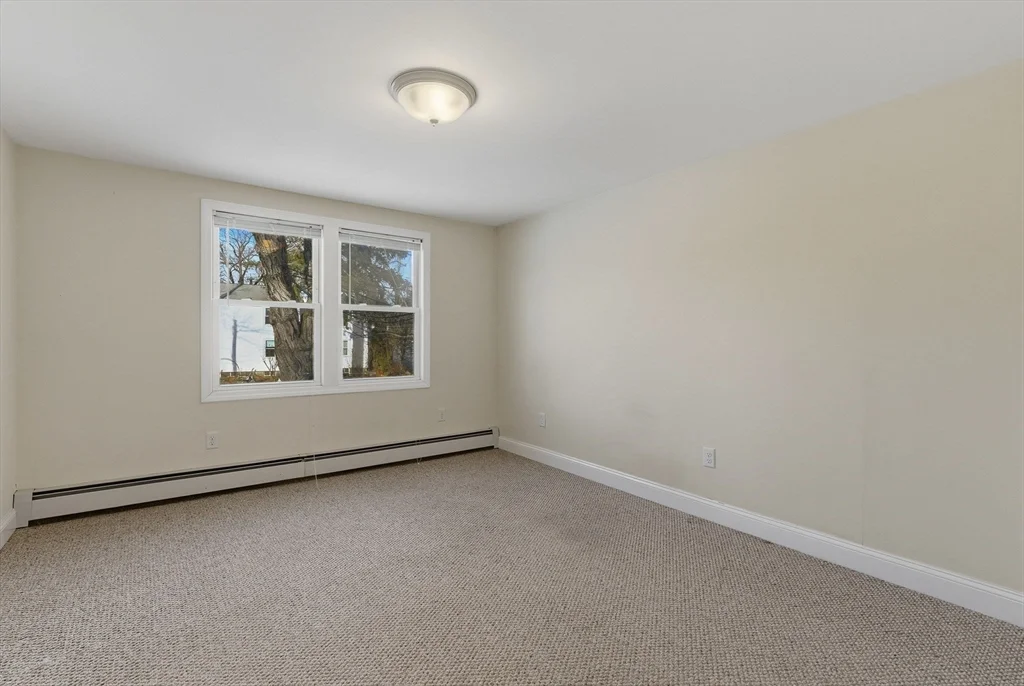 4 bed, 2 bath apartment for rent at 45R South Unit 45R, Bedford — photo 18 of 40