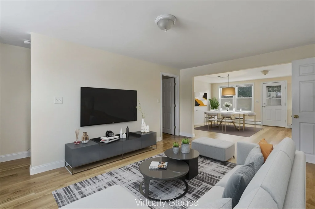 4 bed, 2 bath apartment for rent at 45R South Unit 45R, Bedford — photo 10 of 40