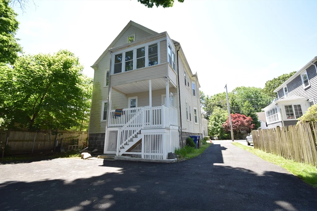 4 bed, 2 bath apartment for rent at 46-48 Blue Hill Ter Unit 2, Milton — photo 18 of 18