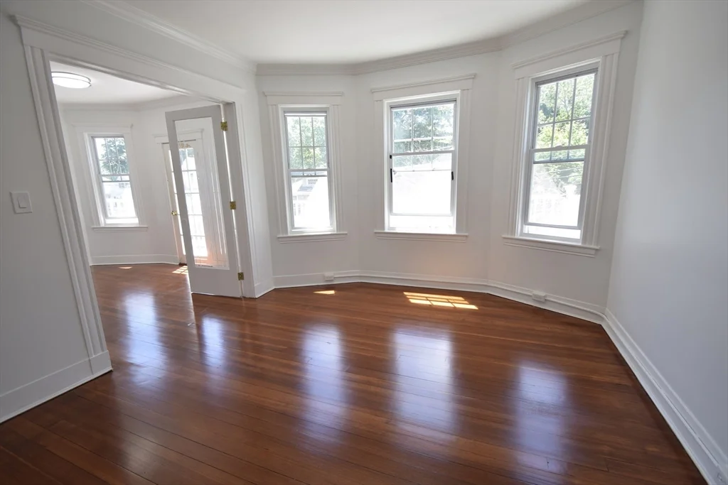 4 bed, 2 bath apartment for rent at 46-48 Blue Hill Ter Unit 2, Milton — photo 11 of 18