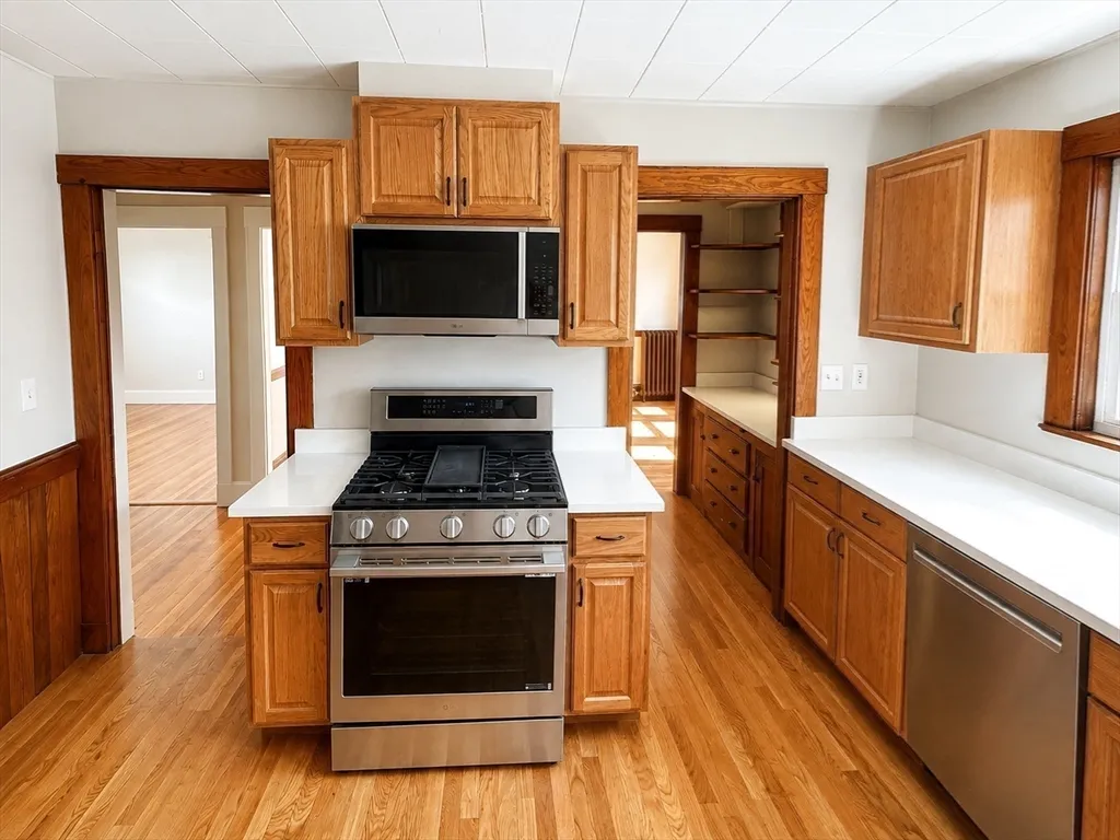 3 bed, 1 bath apartment for rent at 46-48 Cleveland St Unit 1, Arlington — photo 24 of 40