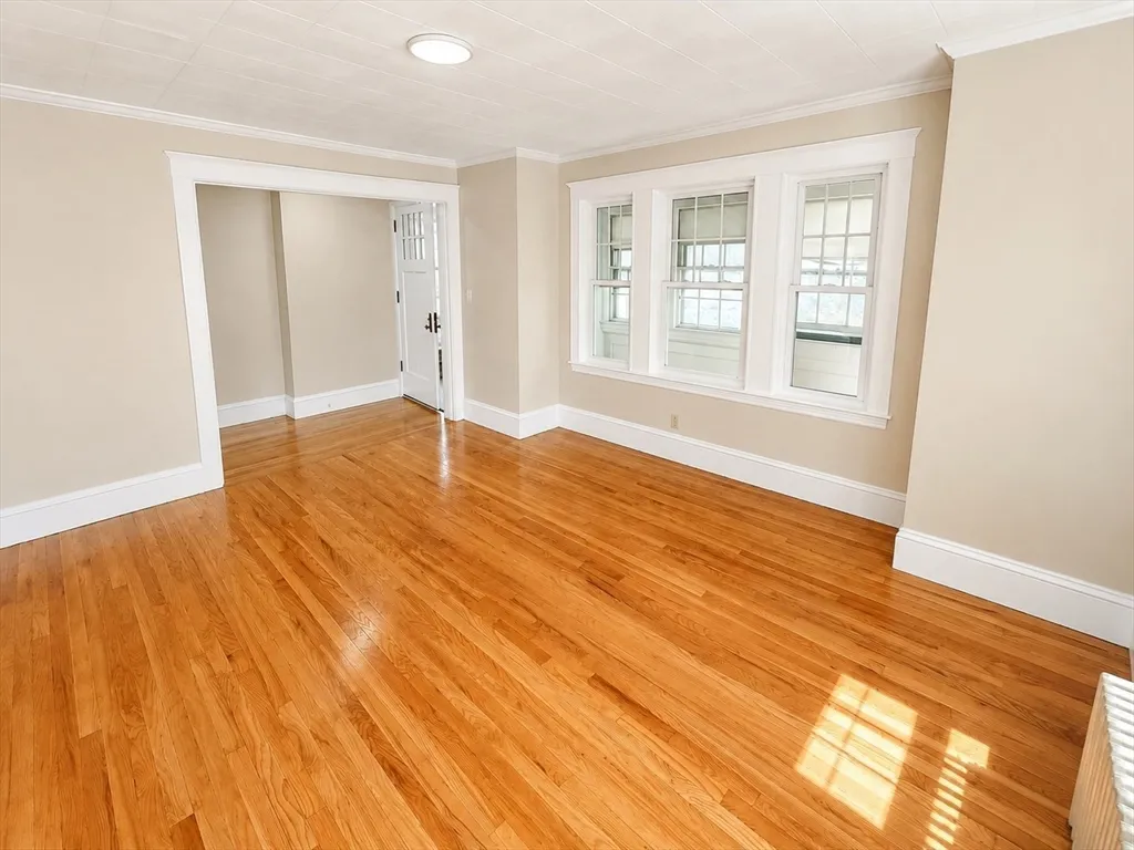 3 bed, 1 bath apartment for rent at 46-48 Cleveland St Unit 1, Arlington — photo 5 of 40