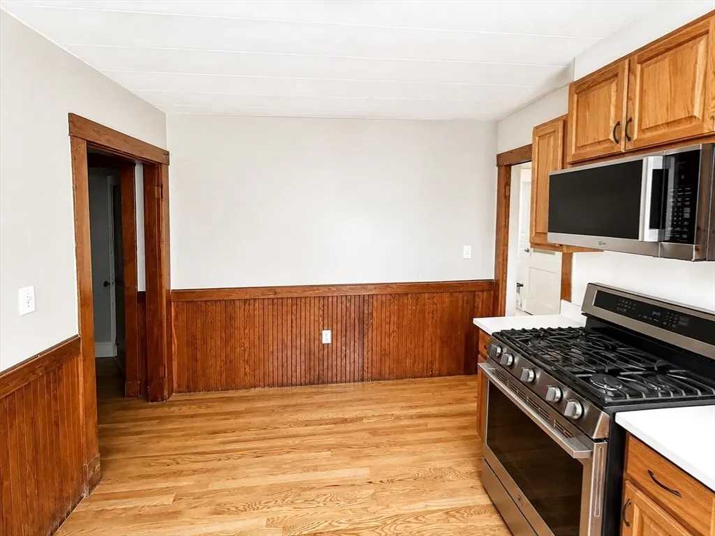 3 bed, 1 bath apartment for rent at 46-48 Cleveland St Unit 1, Arlington — photo 17 of 40