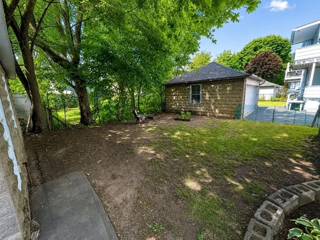 3 bed, 1 bath apartment for rent at 46-48 Cleveland St Unit 1, Arlington — photo 38 of 40