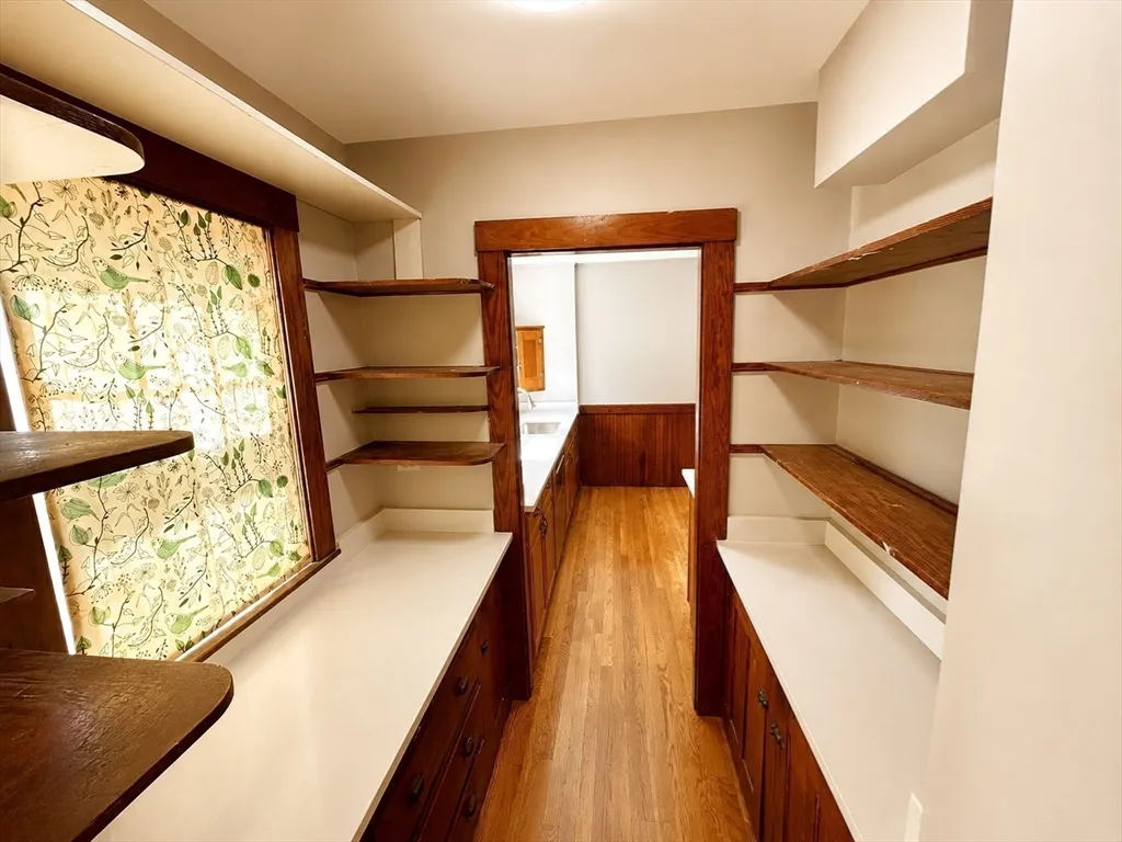 3 bed, 1 bath apartment for rent at 46-48 Cleveland St Unit 1, Arlington — photo 12 of 40