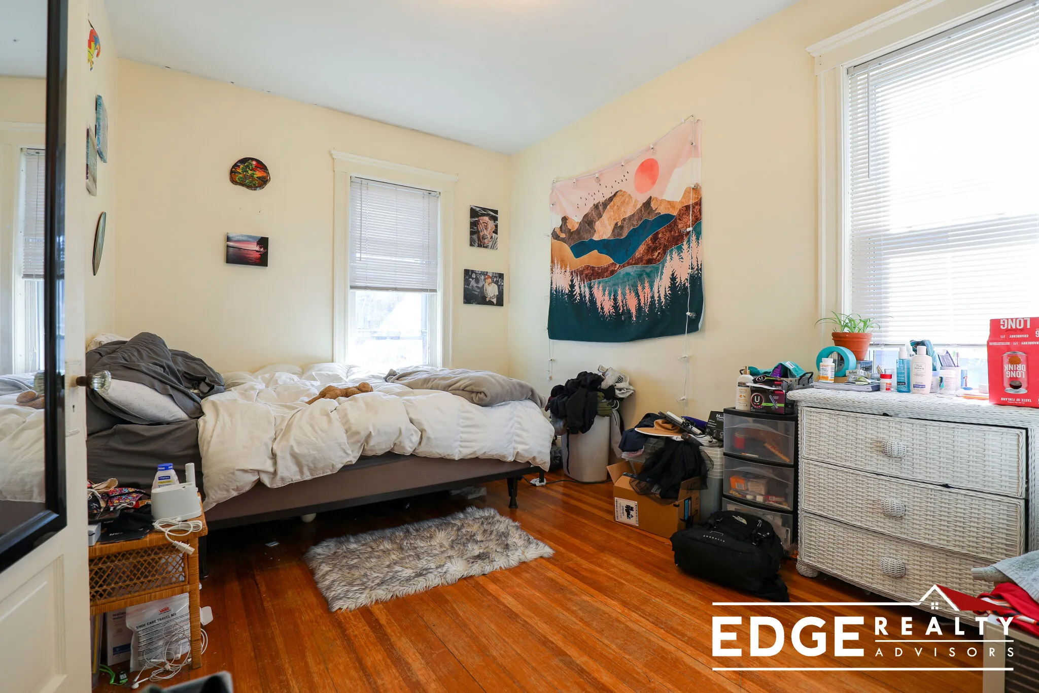 3 bed, 1 bath apartment for rent at 46 Allston St Unit 2, Brighton — photo 7 of 9