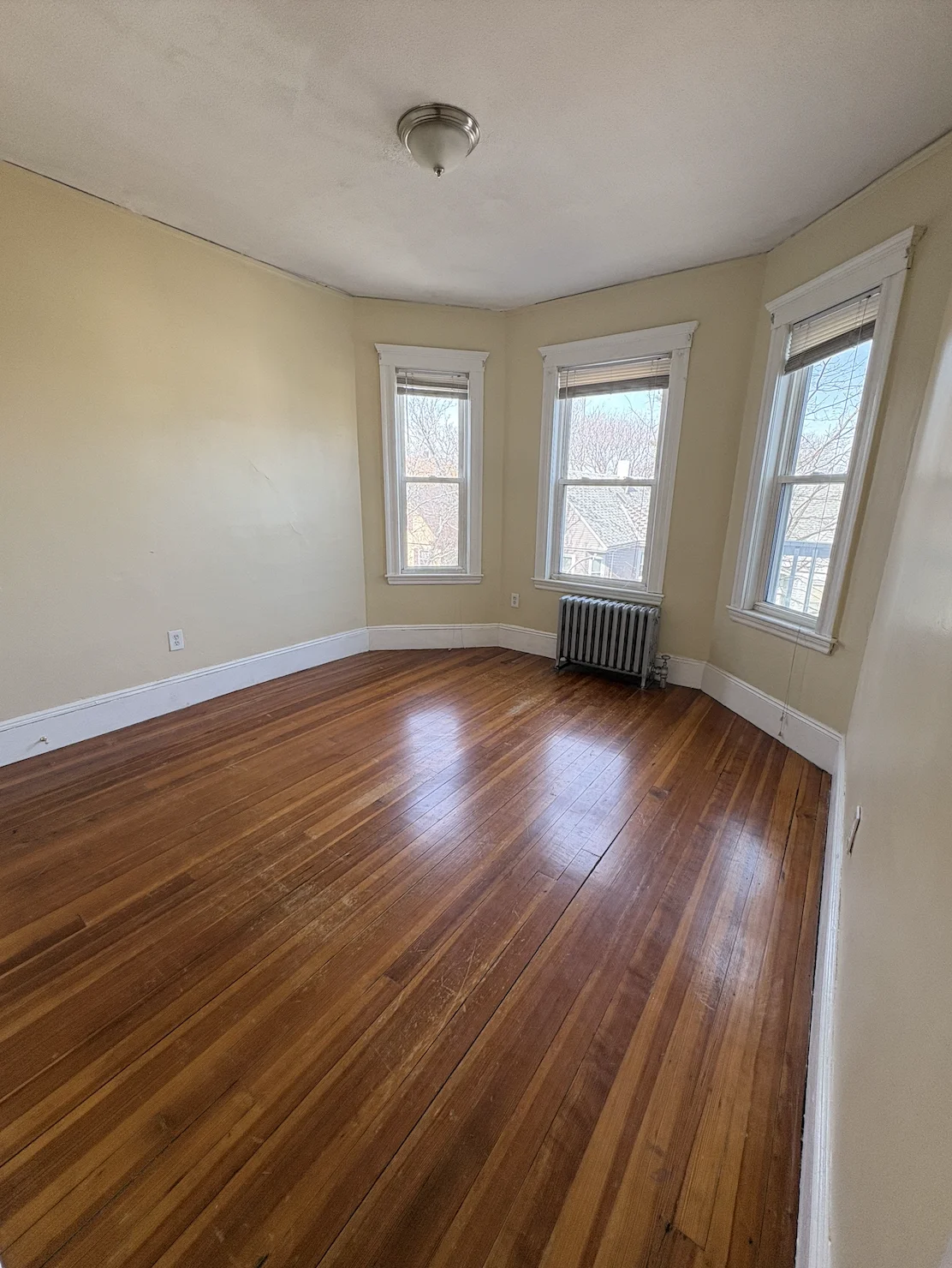 3 bed, 1 bath apartment for rent at 46 Armandine St Unit 3, Dorchester — photo 8 of 13