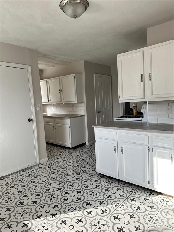 3 bed, 1 bath apartment for rent at 46 Benefit St Unit 3, Attleboro — photo 9 of 20