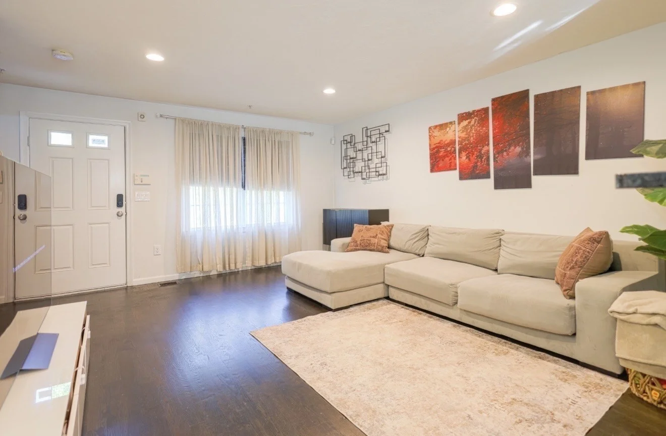 2 bed, 1 bath apartment for rent at 46 Boxberry Ln Unit 46, Hatherly — photo 2 of 15