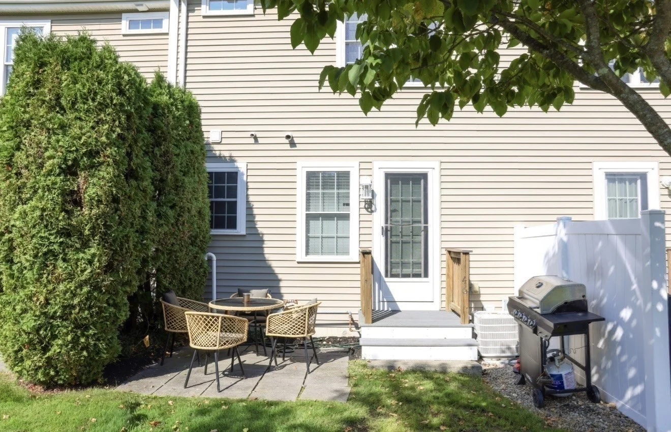 2 bed, 1 bath apartment for rent at 46 Boxberry Ln Unit 46, Hatherly — photo 14 of 15