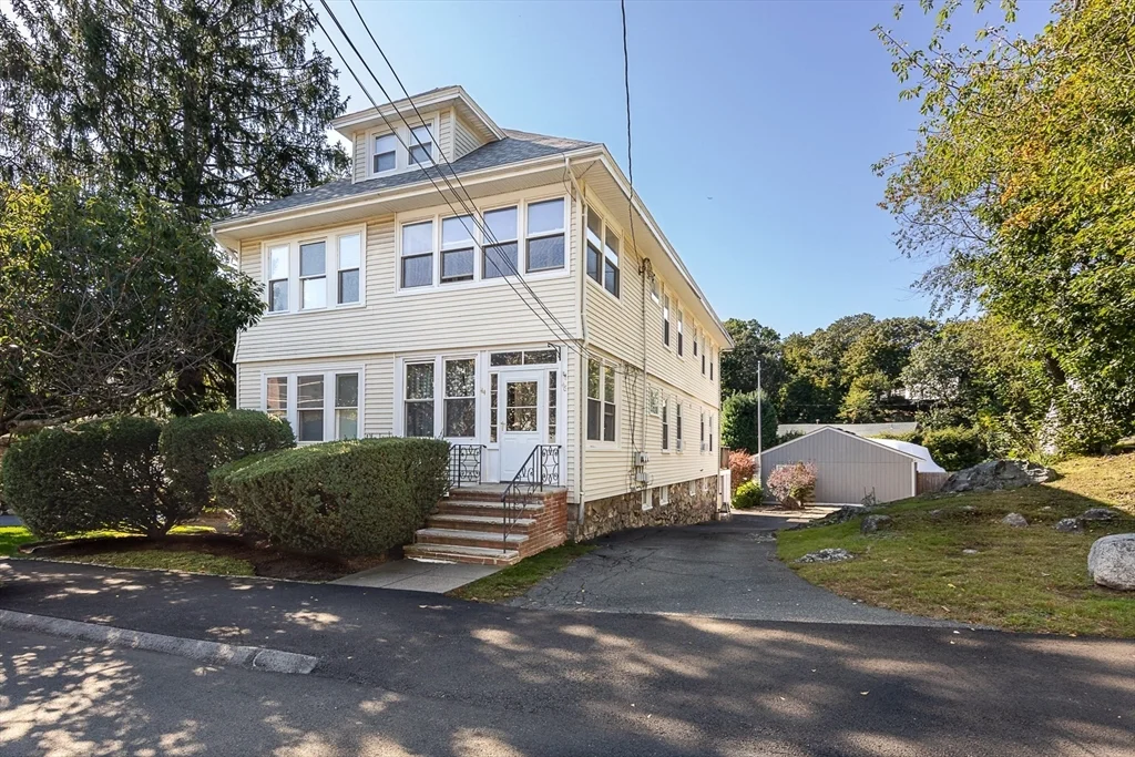 2 bed, 1 bath apartment for rent at 46 Burpee Rd Unit 2, Swampscott