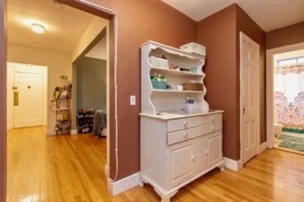 2 bed, 1 bath apartment for rent at 46 Chiswick Rd Unit 11, Brighton — photo 4 of 9