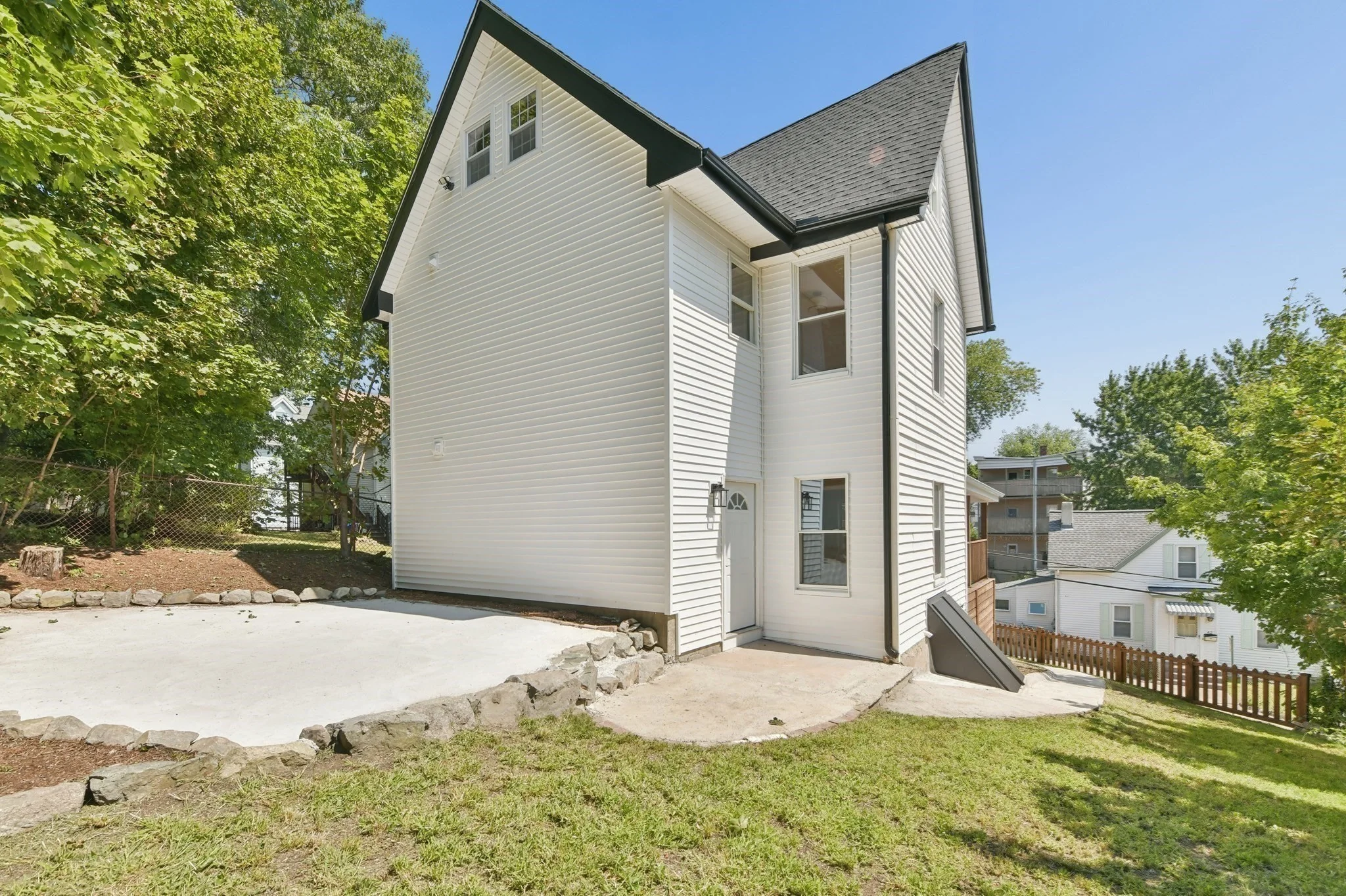 4 bed, 2 bath apartment for rent at 46 Clark St, Malden — photo 34 of 38