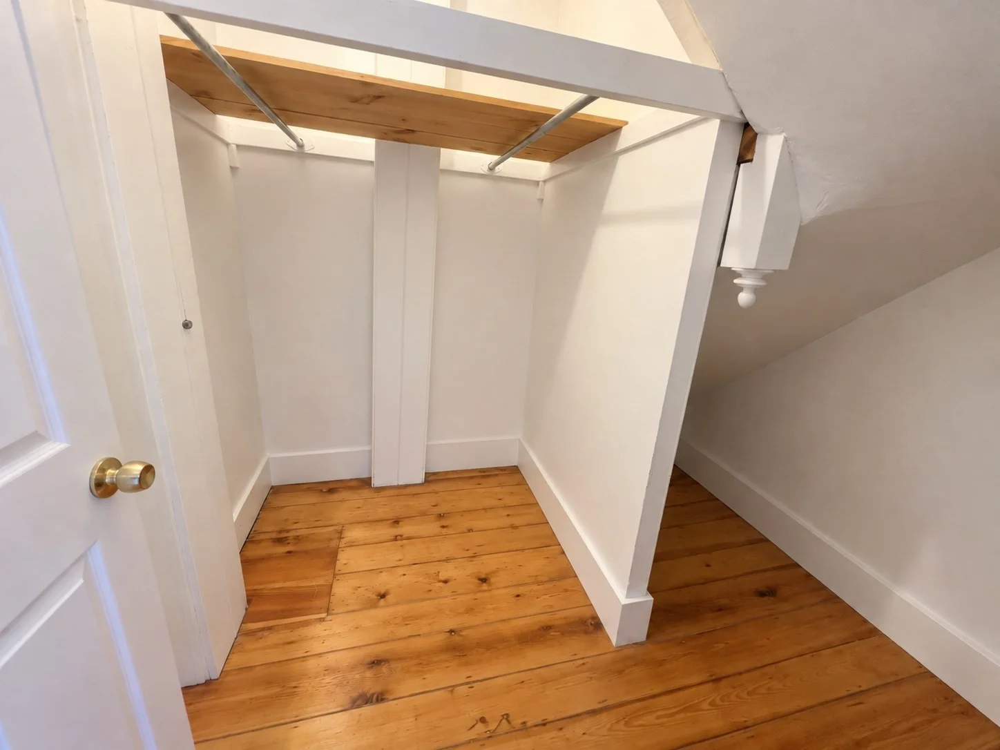 2 bed, 1 bath apartment for rent at 46 Court St Unit 1, Newtonville — photo 7 of 13