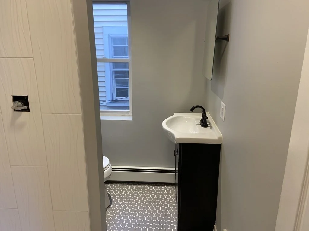 2 bed, 1 bath apartment for rent at 46 Court St Unit 2, East Braintree — photo 20 of 22