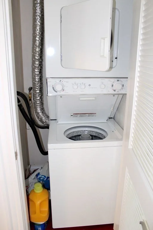 2 bed, 1 bath apartment for rent at 46 Craigie St Unit A, Spring Hill — photo 12 of 14