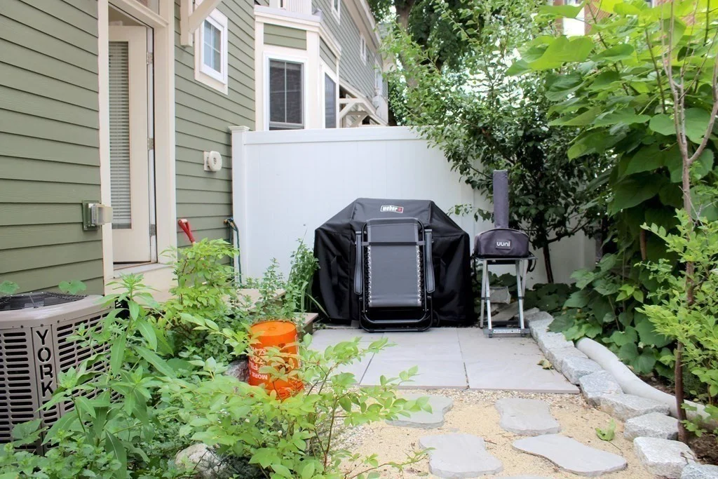 2 bed, 1 bath apartment for rent at 46 Craigie St Unit A, Spring Hill — photo 13 of 14