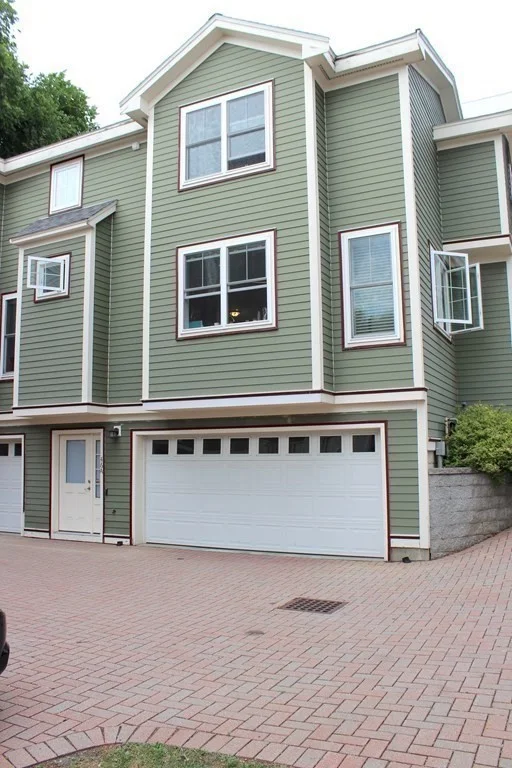 2 bed, 1 bath apartment for rent at 46 Craigie St Unit A, Spring Hill