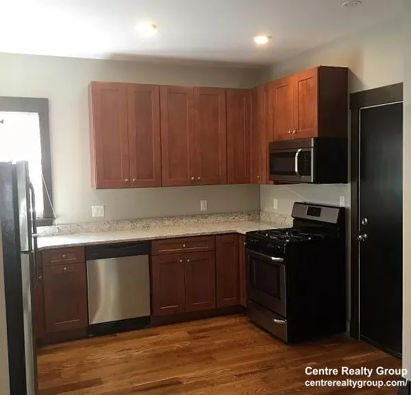 4 bed, 2 bath apartment for rent at 46 Creighton St Unit 2, Jamaica Plain — photo 2 of 8