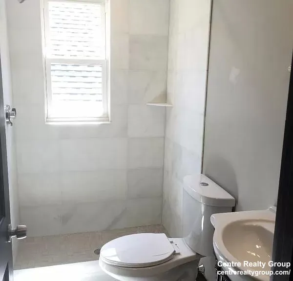 4 bed, 2 bath apartment for rent at 46 Creighton St Unit 2, Jamaica Plain — photo 6 of 8