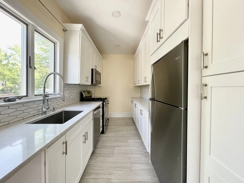 4 bed, 1 bath apartment for rent at 46 Dana St Unit A, Mid Cambridge — photo 1 of 10