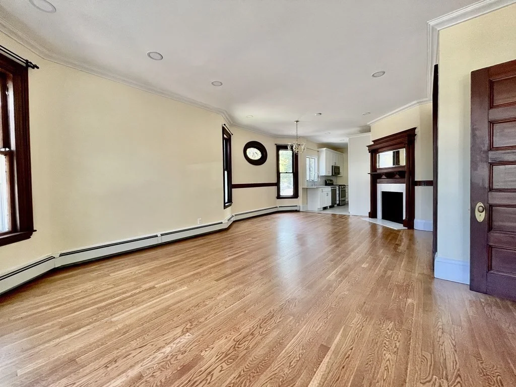 4 bed, 1 bath apartment for rent at 46 Dana St Unit A, Mid Cambridge — photo 2 of 10