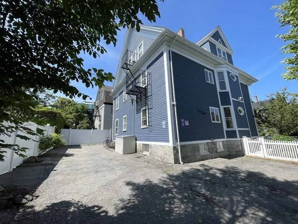 4 bed, 1 bath apartment for rent at 46 Dana St Unit A, Mid Cambridge — photo 10 of 10