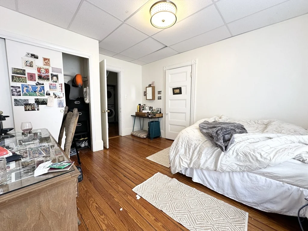 4 bed, 1 bath apartment for rent at 46 Dana St Unit B, Mid Cambridge — photo 7 of 13