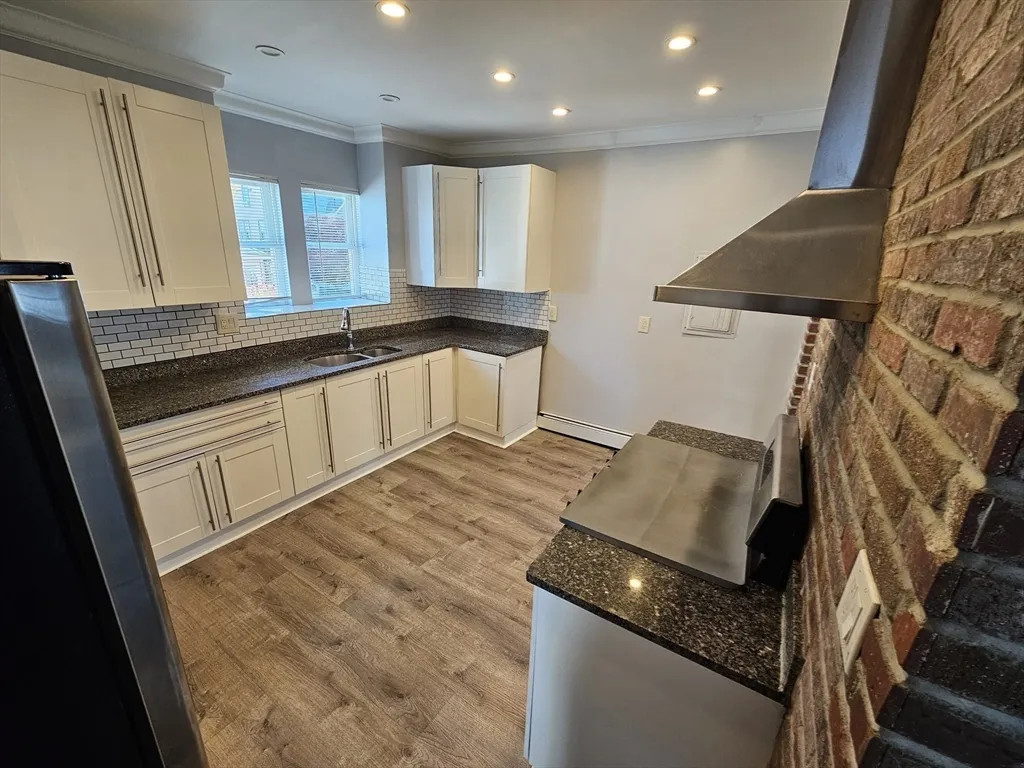 2 bed, 1 bath apartment for rent at 46 Dennis Unit 1, Roxbury — photo 13 of 22