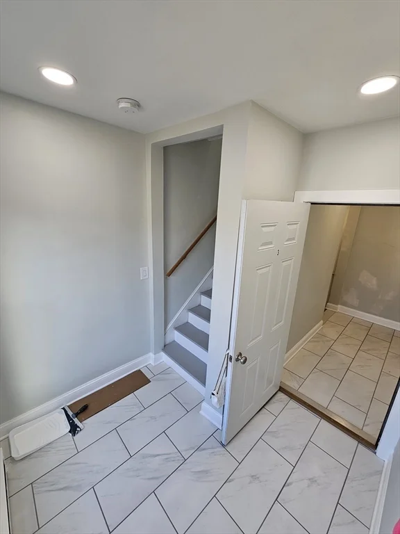2 bed, 1 bath apartment for rent at 46 Dennis Unit 3, Roxbury — photo 5 of 23