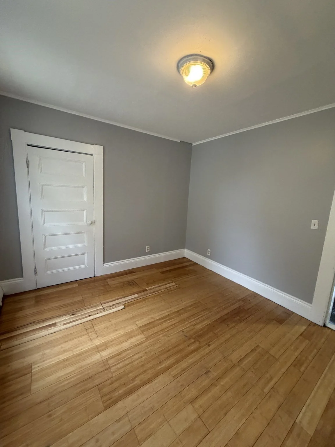 3 bed, 1 bath apartment for rent at 46 Dorchester St Unit 2, South Lawrence — photo 19 of 28