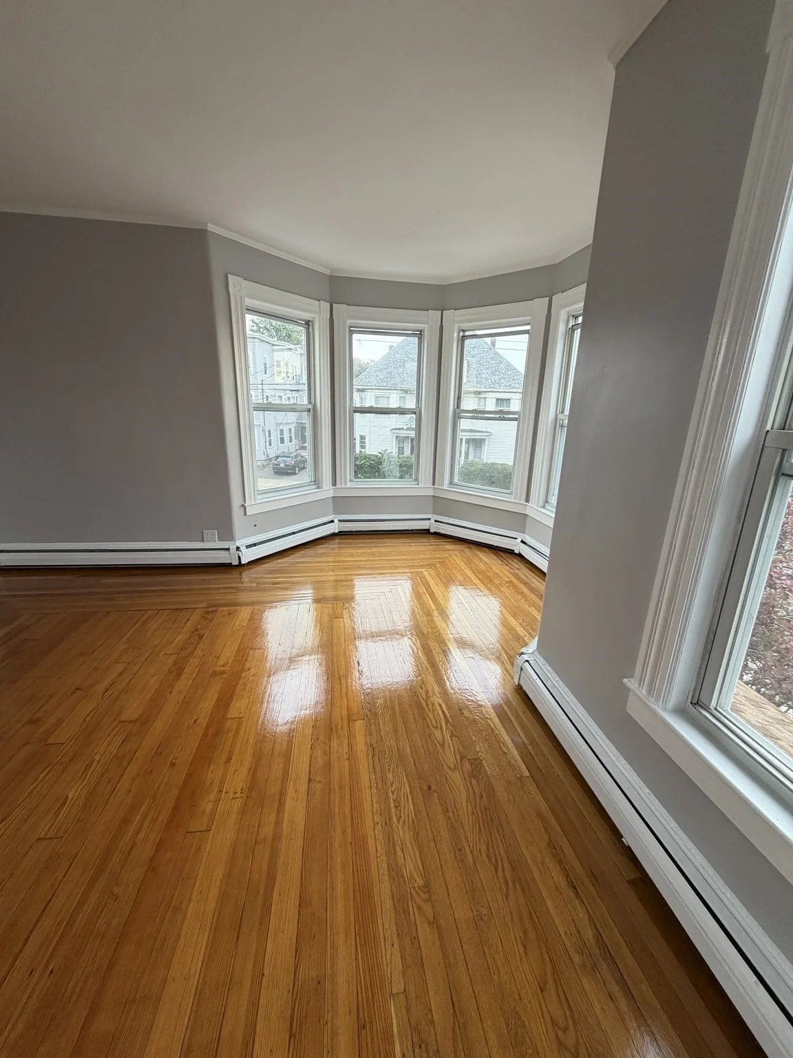 3 bed, 1 bath apartment for rent at 46 Dorchester St Unit 2, South Lawrence — photo 11 of 28