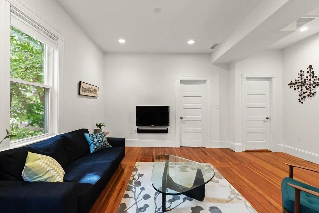 2 bed, 1 bath apartment for rent at 46 Elmwood St Unit 2, Davis Square — photo 6 of 22