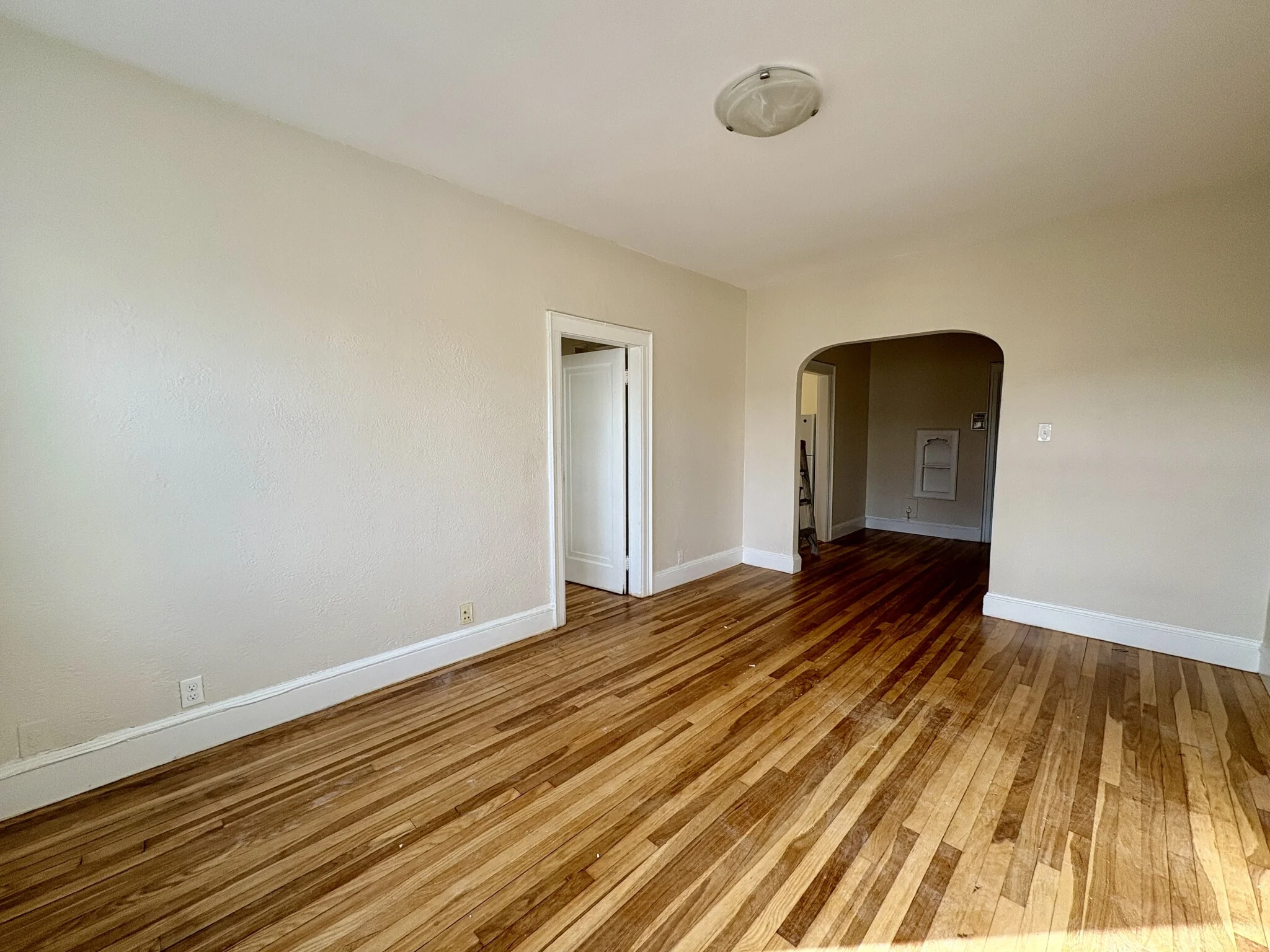 1 bed, 1 bath apartment for rent at 46 Englewood Ave Unit 14, Brighton — photo 3 of 11