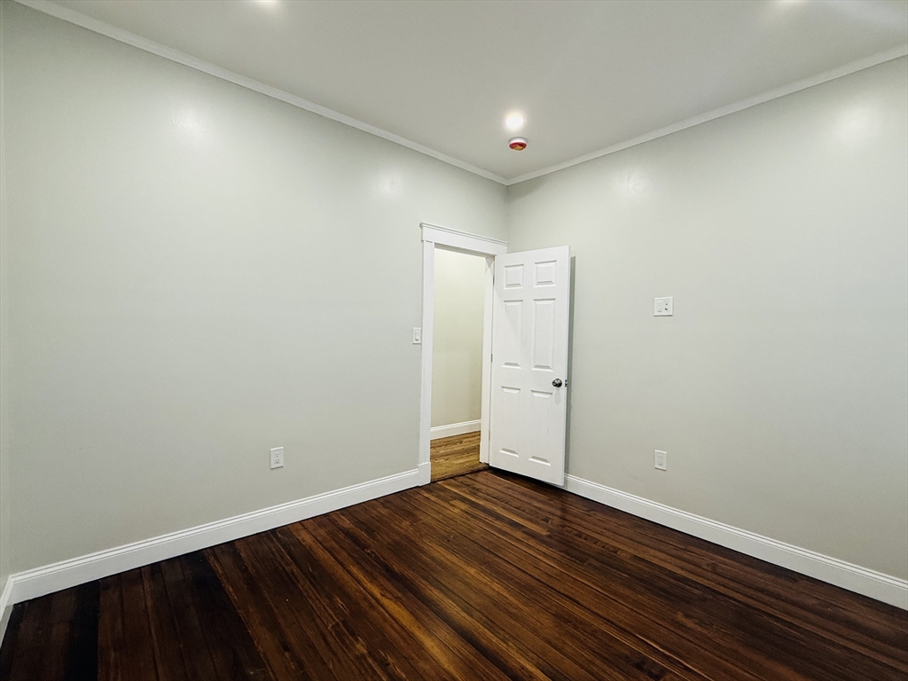 3 bed, 2 bath apartment for rent at 46 Floyd St Unit 1, Dorchester — photo 17 of 23