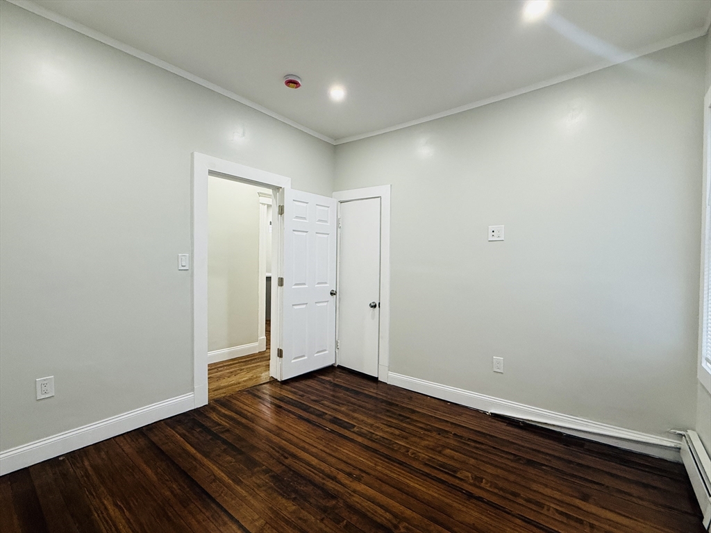 3 bed, 2 bath apartment for rent at 46 Floyd St Unit 1, Dorchester — photo 14 of 23