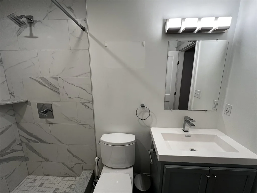2 bed, 2 bath apartment for rent at 46 Franklin St Unit SF, Milton — photo 11 of 32