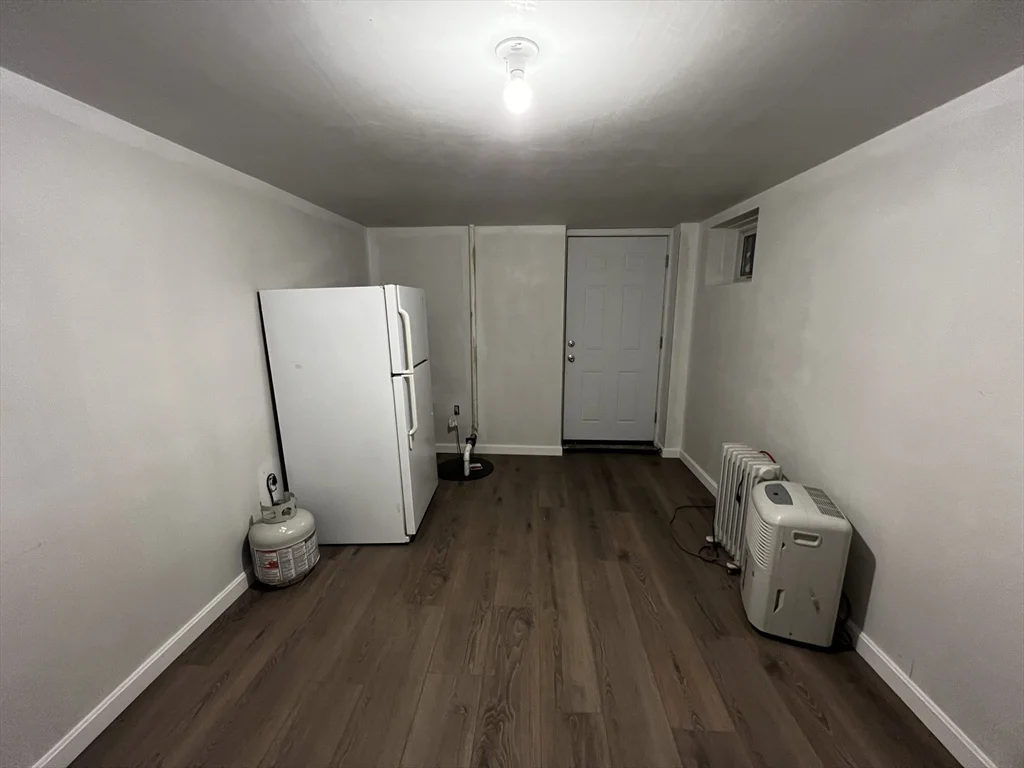 2 bed, 2 bath apartment for rent at 46 Franklin St Unit SF, Milton — photo 23 of 32