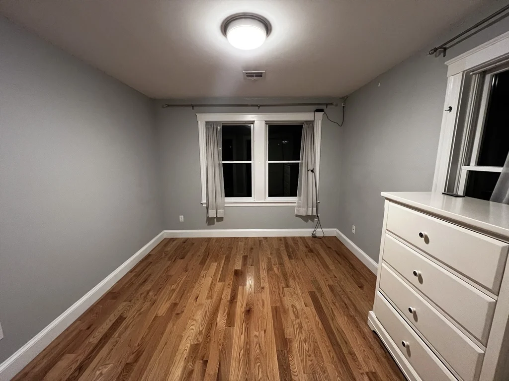 2 bed, 2 bath apartment for rent at 46 Franklin St Unit SF, Milton — photo 12 of 32