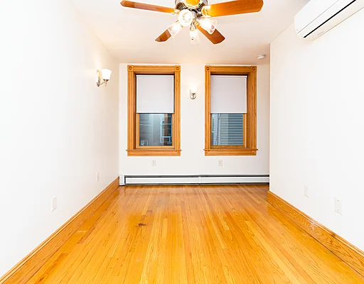 4 bed, 2.5 bath apartment for rent at 46 Garden St Unit 1, Beacon Hill — photo 14 of 16