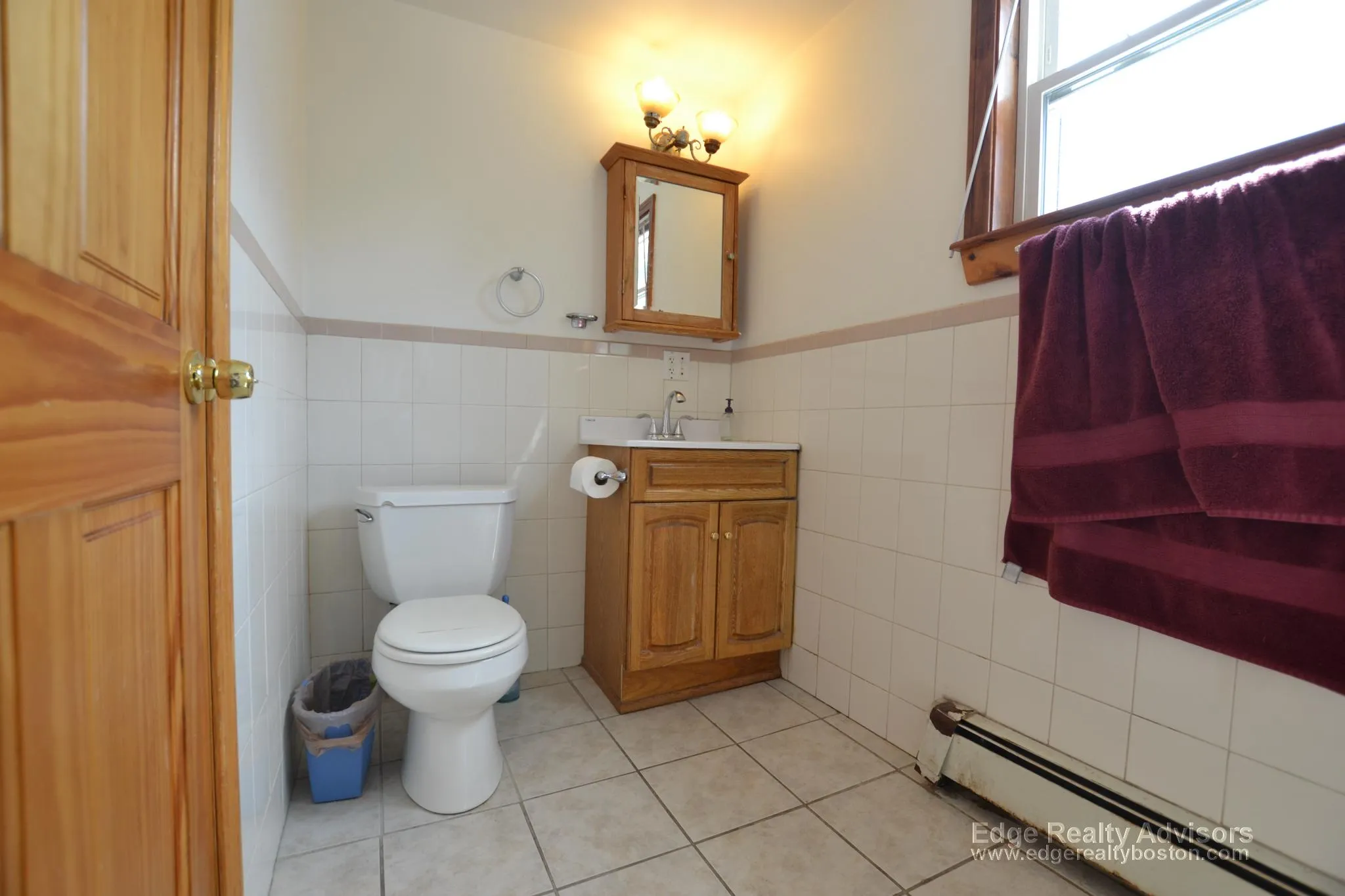6 bed, 2 bath apartment for rent at 46 Gardner St Unit 2, Allston — photo 10 of 12